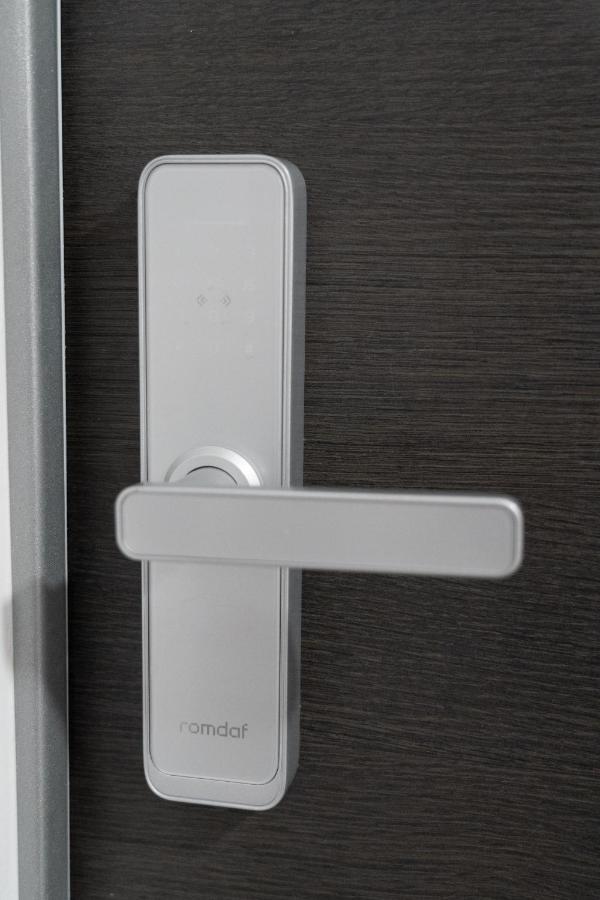 Citadela North 1Br Apartment W Security And Self Check In Bucharest Luaran gambar